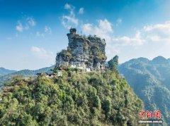 航拍贵州务川七柱山 天然岩峰阵列成景