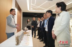 广州举行中草药溯源展：听药材“说话” 让信任升温